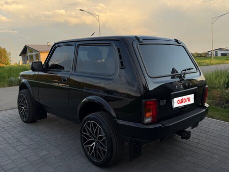 2024 Lada (ВАЗ) Niva Legend I, чёрный, 980000 рублей, вид 3