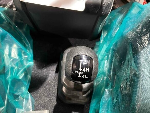 2026 Suzuki Jimny IV, чёрный - вид 11
