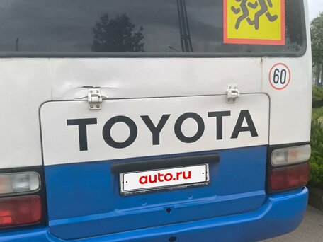 2002 Toyota Coaster, белый, 820000 рублей, вид 5