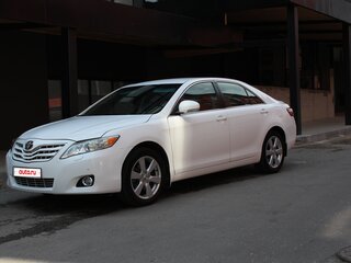2010 Toyota Camry VI (XV40) Рестайлинг, белый, 1100000 рублей, вид 1