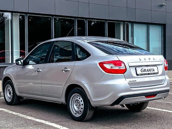 2026 Lada (ВАЗ) Granta I Рестайлинг, серебристый, 1238000 рублей - вид 6