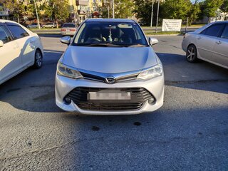 2016 Toyota Corolla Fielder XI (E160, E170, E180) Рестайлинг 1, серебристый, 930000 рублей, вид 2