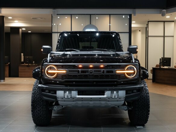 2026 Ford Bronco Raptor VI, чёрный - вид 1