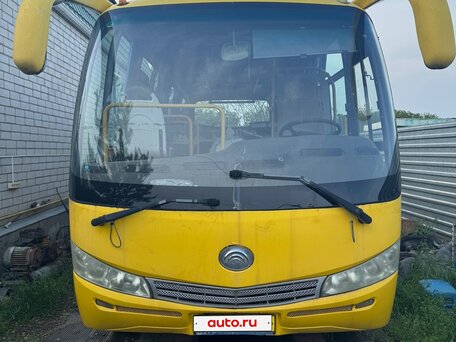2007 Yutong ZK6737D, жёлтый, 400000 рублей, вид 1