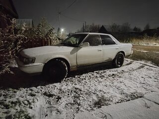 1990 Toyota Chaser IV (X80), белый, 250000 рублей, вид 2