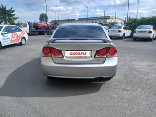 2008 Honda Civic VIII, серебристый, 580000 рублей, вид 5