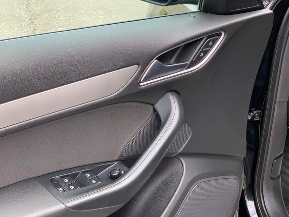 2013 Audi Q3 I (8U), чёрный - вид 30