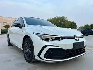 2023 Volkswagen Golf VIII, белый, 1620001 рублей, вид 5