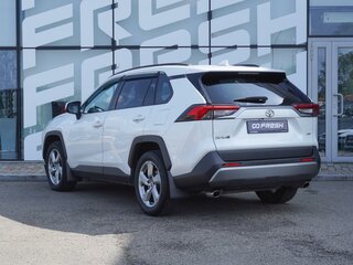 2021 Toyota RAV4 V (XA50), белый, 3255000 рублей, вид 3