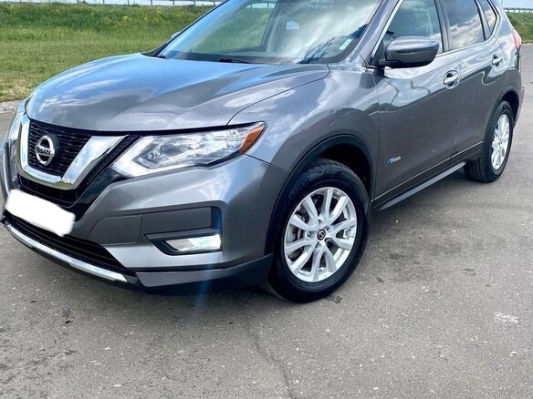 2017 Nissan Rogue II Рестайлинг, серый, 1850000 рублей