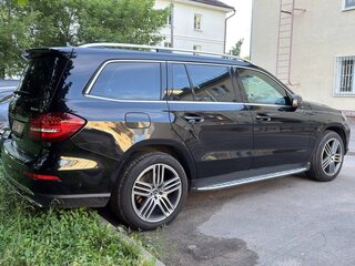 2017 Mercedes-Benz GLS 350 d I (X166), чёрный, 4500000 рублей, вид 3