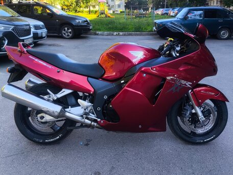 1996 Honda CBR 1100 XX, красный, 430000 рублей, вид 2