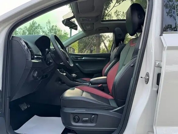 2023 Skoda Karoq DSG7 I, белый, 2370000 рублей - вид 10