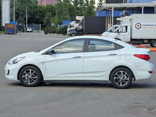 2014 Hyundai Solaris I, белый, 760000 рублей, вид 5