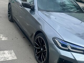 2017 BMW 5 серии 520i VII (G30/G31/G38), серый, 3000000 рублей, вид 3