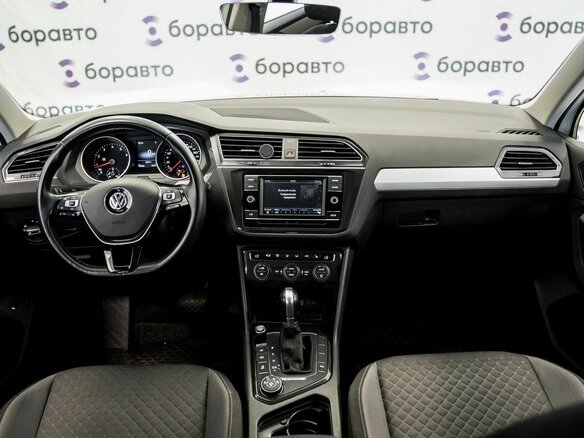 2017 Volkswagen Tiguan II, белый, 2418000 рублей - вид 7