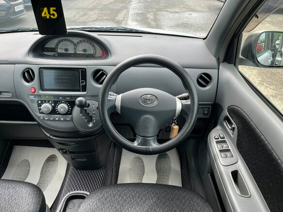 2013 Toyota Sienta I Рестайлинг 2, серый, 999000 рублей - вид 20