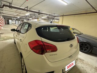 2016 Kia Ceed II Рестайлинг, белый, 1700000 рублей, вид 5
