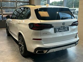 2024 BMW X5 40i IV (G05/G18) Рестайлинг, белый, 11990000 рублей, вид 3