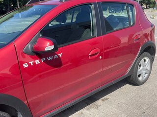 2018 Renault Sandero Stepway II, красный, 1050000 рублей, вид 4
