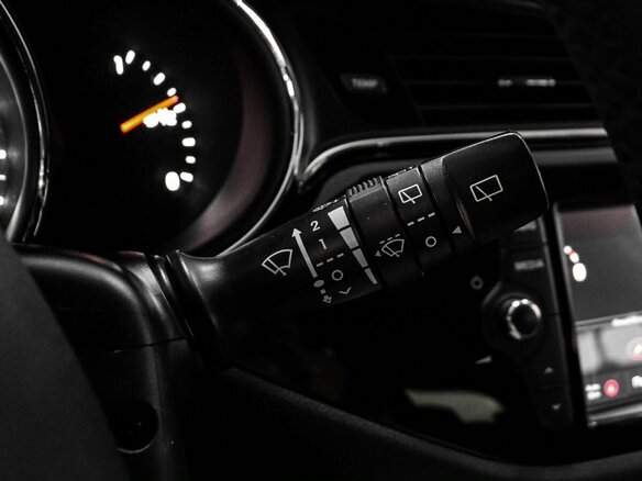 2017 Kia Ceed II Рестайлинг, серебристый - вид 13