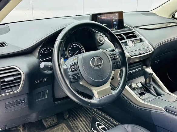 2020 Lexus NX 200 I Рестайлинг, белый, 2755000 рублей - вид 7