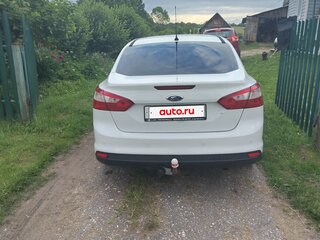 2013 Ford Focus III, белый, 650000 рублей, вид 3