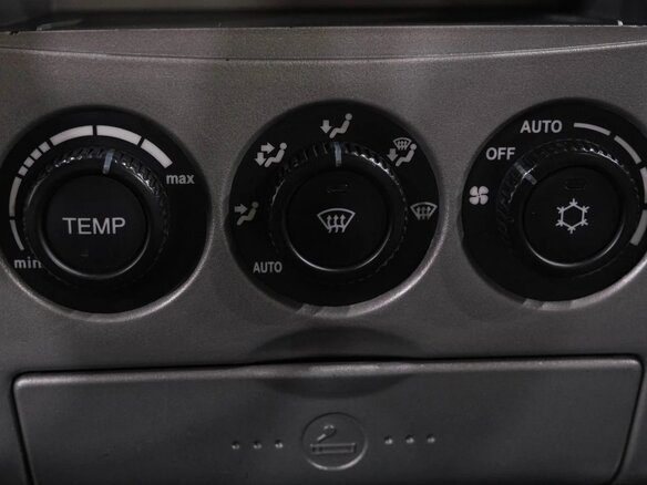 2011 Lada (ВАЗ) Priora I, серебристый, 299000 рублей - вид 22