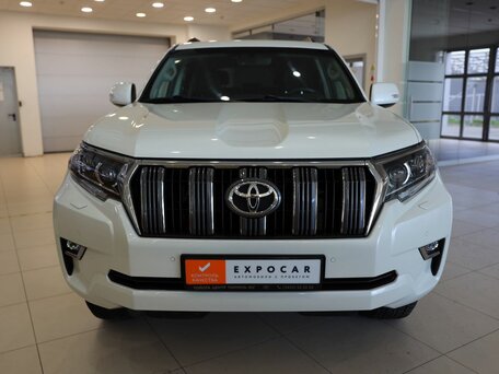 2019 Toyota Land Cruiser Prado 150 Series Рестайлинг 2, белый, 5700000 рублей, вид 2
