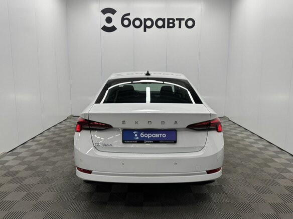 2021 Skoda Octavia IV (A8), белый, 2199067 рублей - вид 4