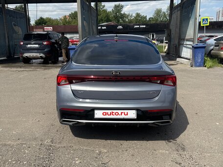 2020 Kia K5 III, серый, 1899999 рублей, вид 4