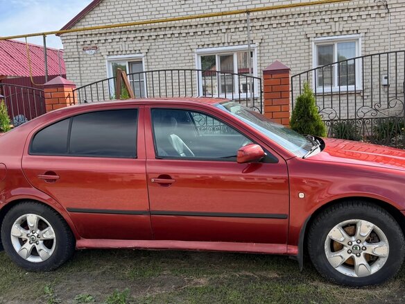 2000 Skoda Octavia I (A4) Рестайлинг, красный, 299000 рублей - вид 2