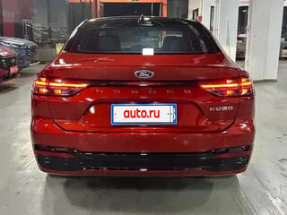 2025 Ford Mondeo VI Рестайлинг, красный, 4315099 рублей, вид 5