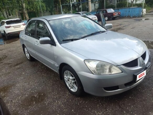 2004 Mitsubishi Lancer IX, серебристый, 400000 рублей - вид 1