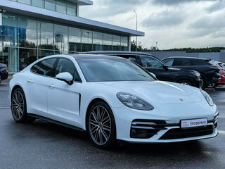 2021 Porsche Panamera 4 Executive II Рестайлинг, белый, 8655000 рублей, вид 3