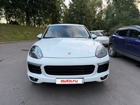 2016 Porsche Cayenne S II Рестайлинг (958), белый, 2650000 рублей, вид 1