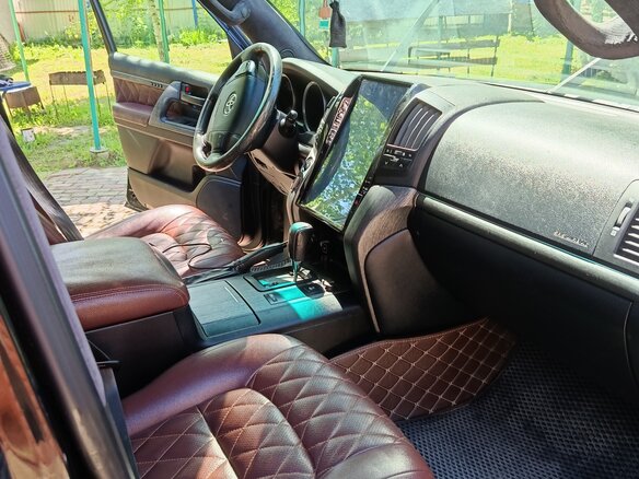 2008 Toyota Land Cruiser 200 Series, чёрный - вид 12