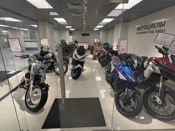 2023 Harley-Davidson Breakout, серый, 2990000 рублей - вид 19