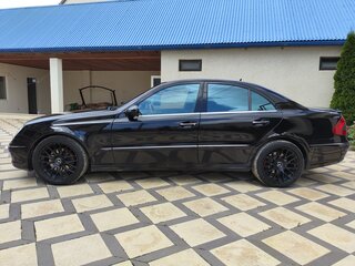 2007 Mercedes-Benz E-Класс 350 III (W211, S211) Рестайлинг, чёрный, 1000000 рублей, вид 5