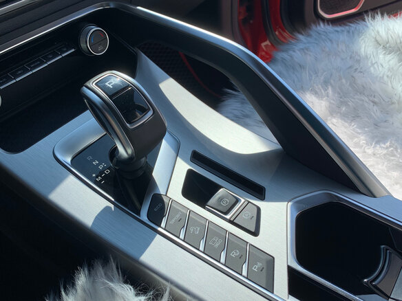 2020 Geely Coolray I, красный, 1870000 рублей - вид 22