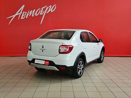 2022 Renault Logan Stepway II Рестайлинг, белый, 1159000 рублей, вид 5
