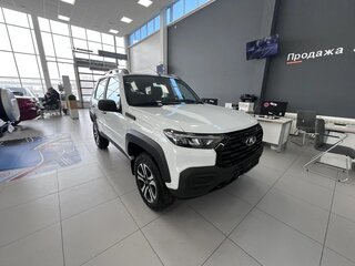 2026 Lada (ВАЗ) Niva Travel I Рестайлинг, белый, 1717000 рублей, вид 3
