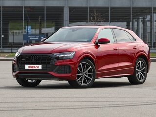 2021 Audi Q8 45 TDI I (4M), красный, 7800000 рублей, вид 4