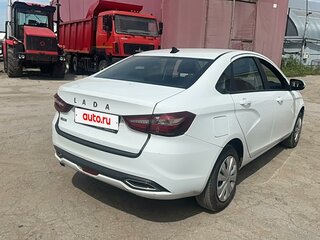 2025 Lada (ВАЗ) Vesta I Рестайлинг (NG), белый, 1080000 рублей, вид 3