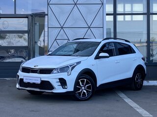 2021 Kia Rio X IV Рестайлинг, белый, 1699000 рублей, вид 1