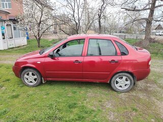 2006 Lada (ВАЗ) Kalina I, серебристый, 200000 рублей, вид 4