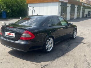 2006 Mercedes-Benz E-Класс 200 III (W211, S211) Рестайлинг, чёрный, 650000 рублей, вид 4