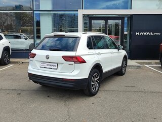2018 Volkswagen Tiguan II, белый, 2219000 рублей, вид 5