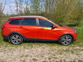 2017 Lada (ВАЗ) Vesta SW Cross I, оранжевый, 850000 рублей, вид 4