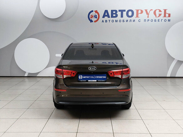 2016 Kia Rio III Рестайлинг, коричневый - вид 4